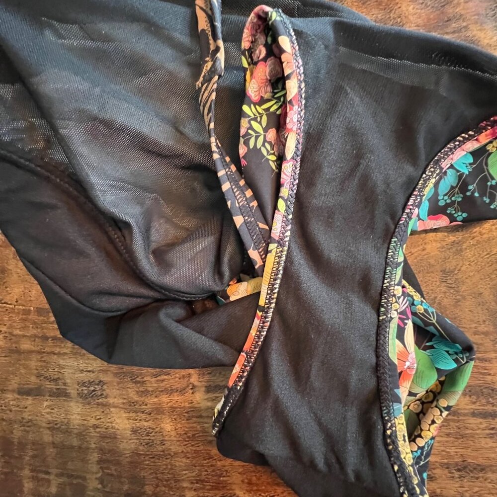 Johnny Was Floral & Animal Print One-Piece Swimsuit 3X Nylon Blend - Picture 14 of 16